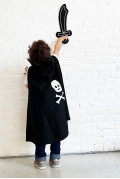 Déguisement de pirate noir RATATAM Déguisement de pirate noir RATATAM