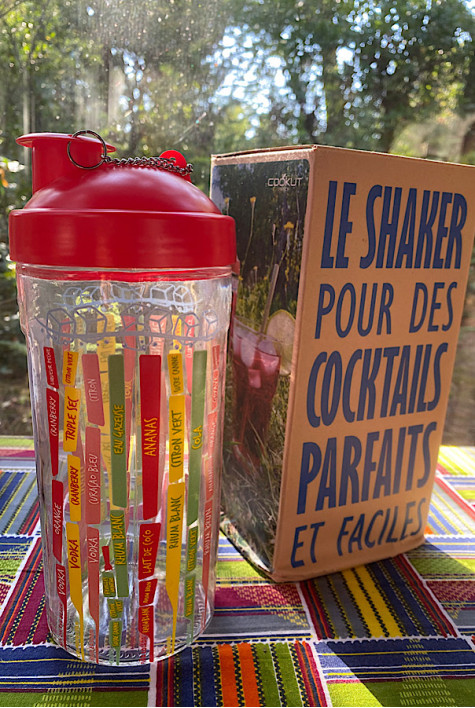 Shaker à 22 cocktails COOKUT