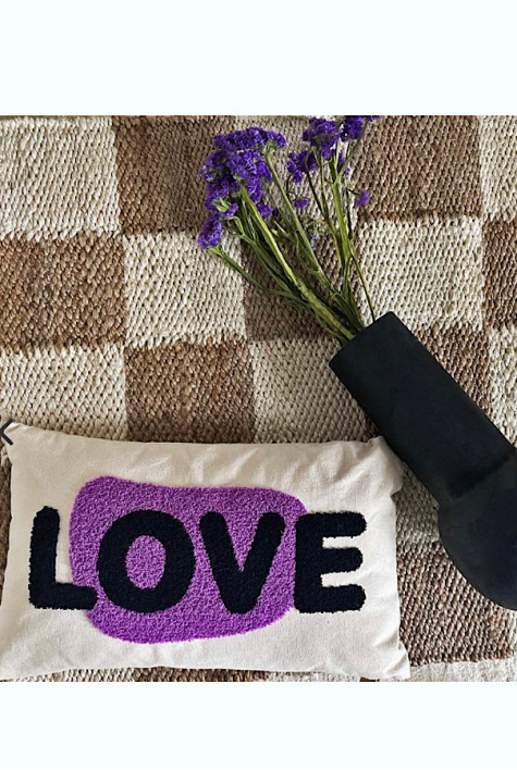 Coussin toile Love violet OPJET